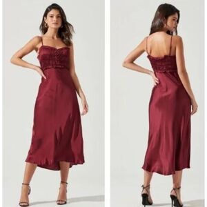 Astr the label zola sheath midi dress burgundy size xsmall